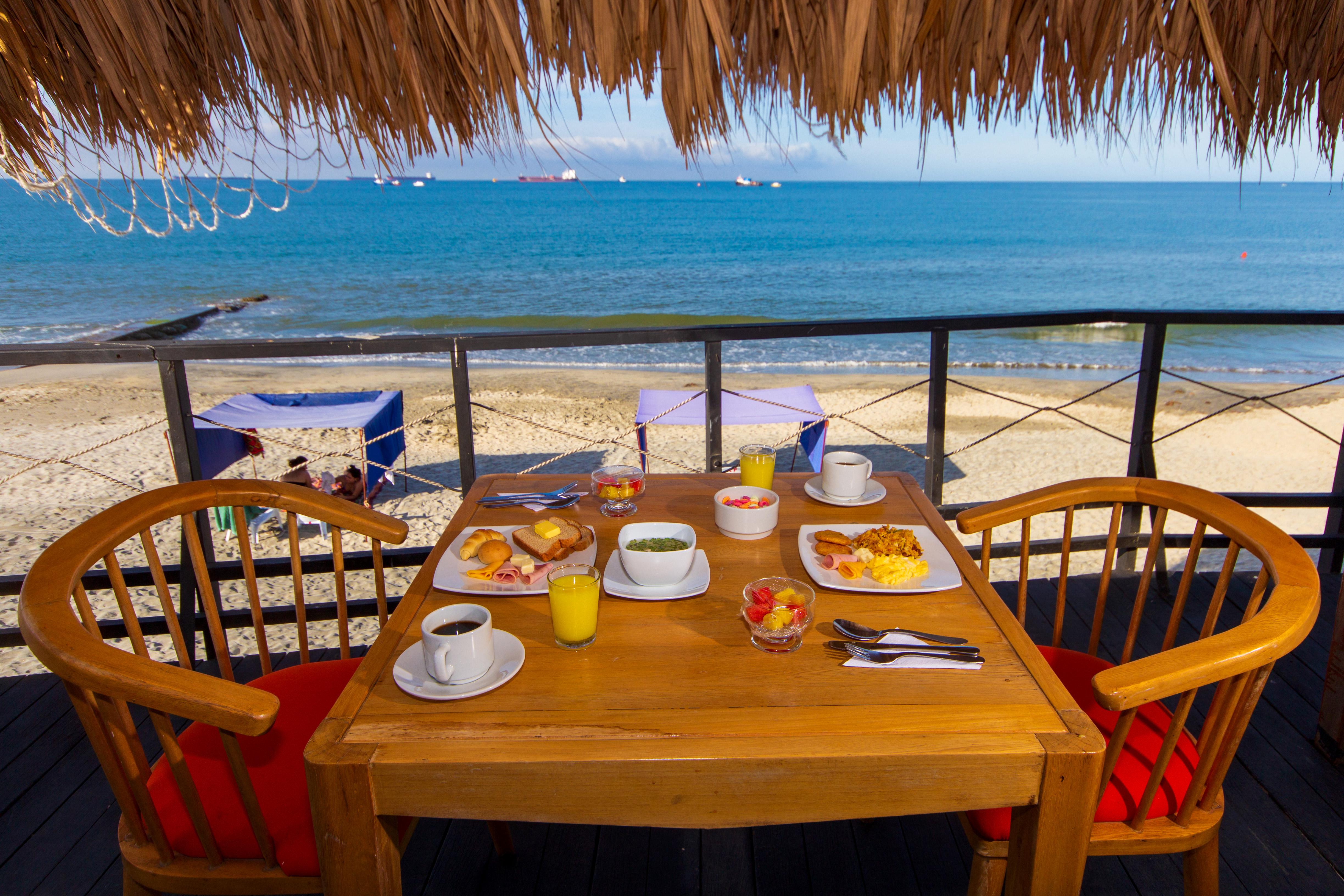 Tama Hotel Santa Marta Exterior photo