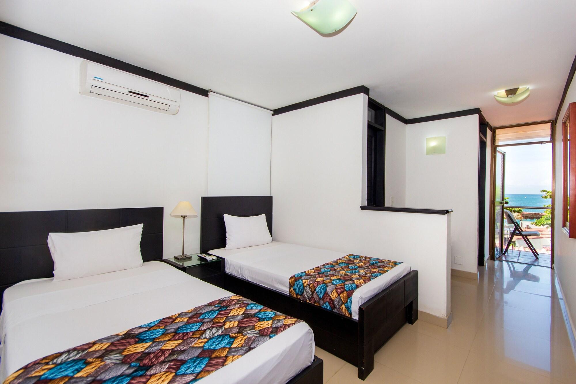 Tama Hotel Santa Marta Exterior photo